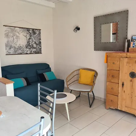 Séjour à la campagne Saint-vincent-sur-jard, 2 Pièces, 4 Personnes - Fr-1-426-510 *